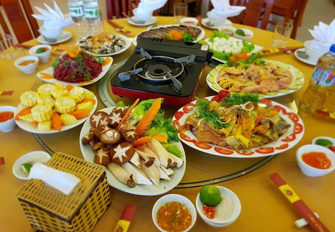 Nhà hàng Thiên Phú thu hút nhiều đoàn khách du lịch lớn