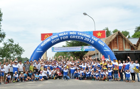 NS BlueScope Việt Nam tổ chức Ngày chạy việt dã vì môi trường
