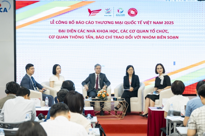 Trường ĐH Ngoại thương công bố Báo cáo Thương mại Quốc tế Việt Nam 2025