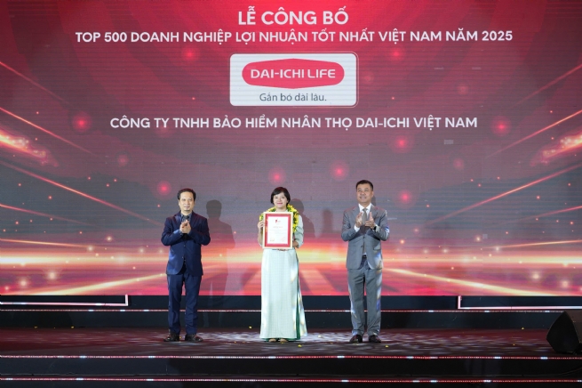 Dai-ichi Life Việt Nam lần thứ 5 nhận giải thưởng “Top 500 Doanh nghiệp Lợi nhuận tốt nhất Việt Nam”