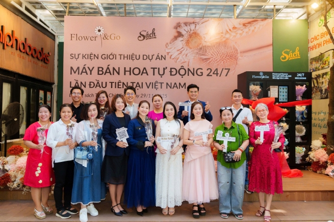 Flowers&Go ra mắt “Máy bán hoa tự động 24/7” đầu tiên tại Việt Nam