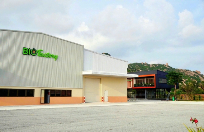 Ra mắt và gắn biển công trình “Nhà máy Chế biến sản phẩm Nông nghiệp Công nghệ cao BioFactory”