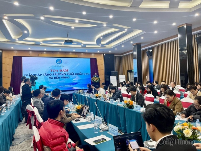 Xuất khẩu Việt Nam trước yêu cầu đổi mới mô hình tăng trưởng