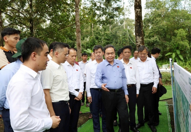 Lung Ngọc Hoàng: Từ bảo tồn đến quản trị di sản sinh thái