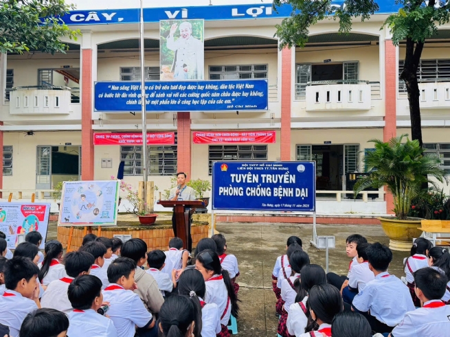 Gần 30.000 học sinh tại Tây Ninh được nâng cao nhận thức về phòng chống bệnh dại từ chương trình tập huấn do Boehringer Ingelheim Việt Nam khởi xướng