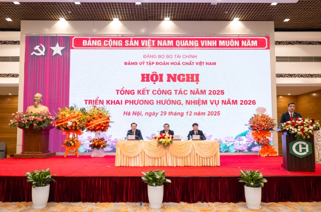 Vinachem “đảo chiều” thành công, lợi nhuận tăng vọt giữa khó khăn