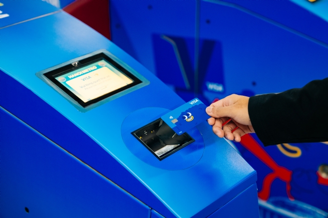 Visa ra mắt giải pháp thanh toán “chạm để di chuyển” đầu tiên tại Hà Nội trên tuyến Metro 2A