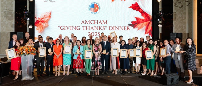 Visa và Techcombank được AmCham vinh danh với Giải thưởng Sáng tạo Công nghệ ESG 2025