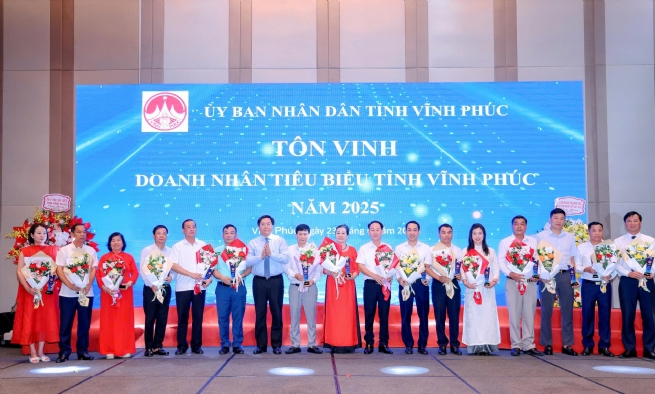 Vĩnh Phúc tôn vinh doanh nhân tiêu biểu, doanh nghiệp xuất sắc