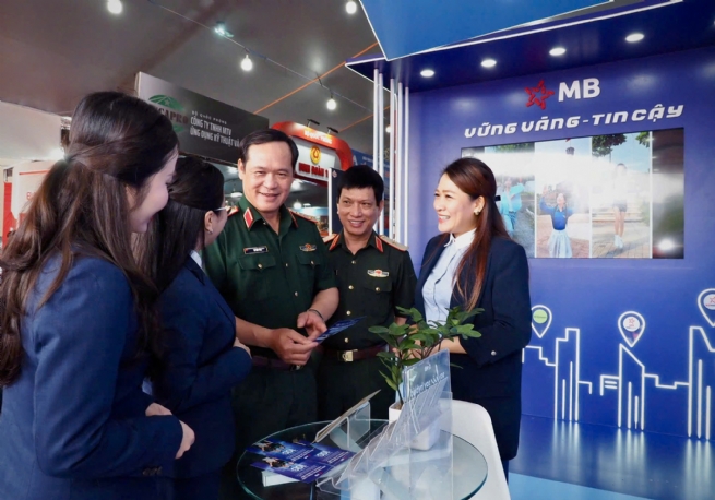 MB mở rộng hệ sinh thái tài chính số, ưu tiên gói hỗ trợ cho quân nhân và doanh nghiệp quốc phòng