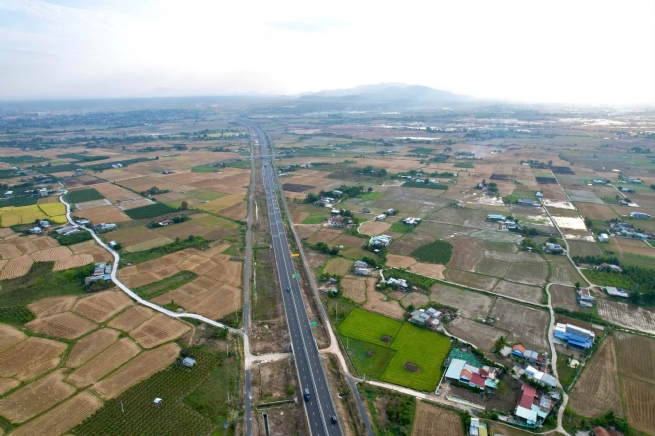 Tiếp tục đầu tư đồng bộ các hạng mục cao tốc Vĩnh Hảo - Phan Thiết