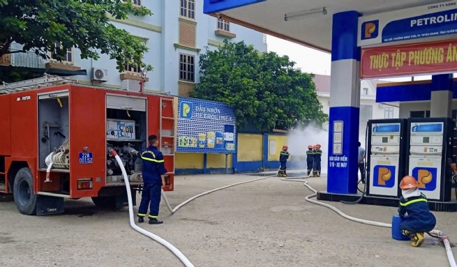Công ty Xăng dầu Tuyên Quang: Bảo đảm nguồn cung xăng dầu gắn với an toàn PCCC