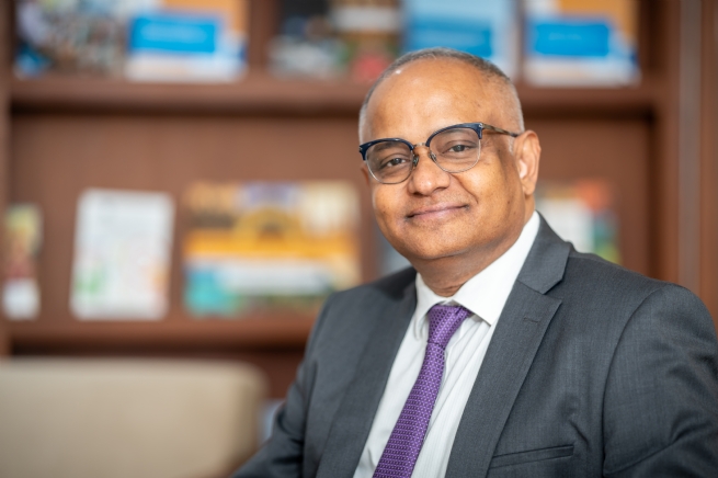 Việt Nam cần thúc đẩy nhu cầu trong nước để bù đắp suy giảm cầu từ bên ngoài