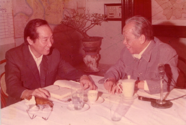 Tầm nhìn nơi đầu sóng ngọn gió