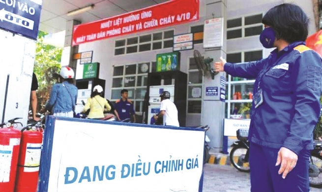 Điều chỉnh thuế nhập khẩu ưu đãi xăng dầu