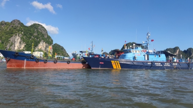 Hải quan siết chặt tuần tra xăng dầu tại cửa khẩu, cảng biển